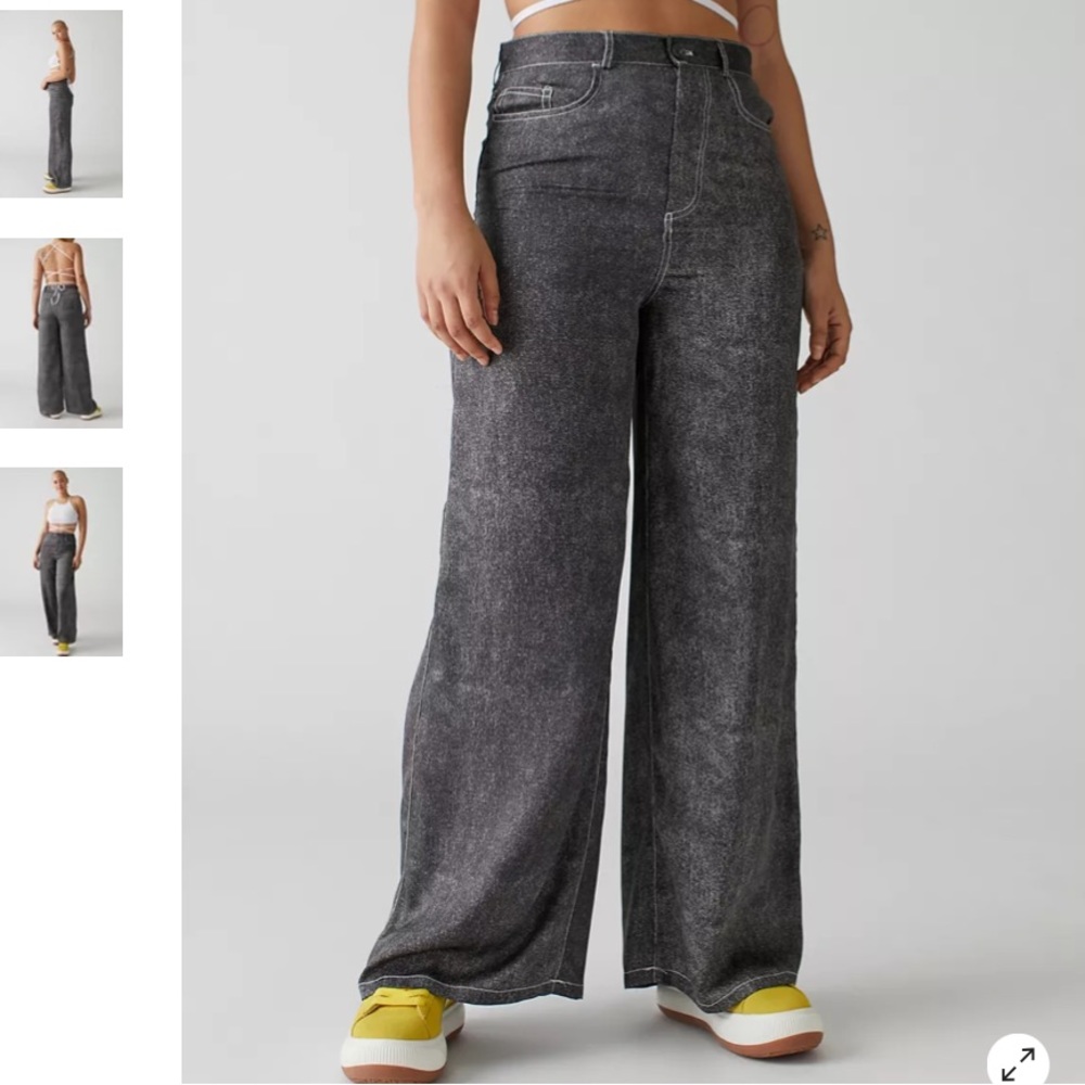 NEW UO wide leg pants - Picture 2 of 11